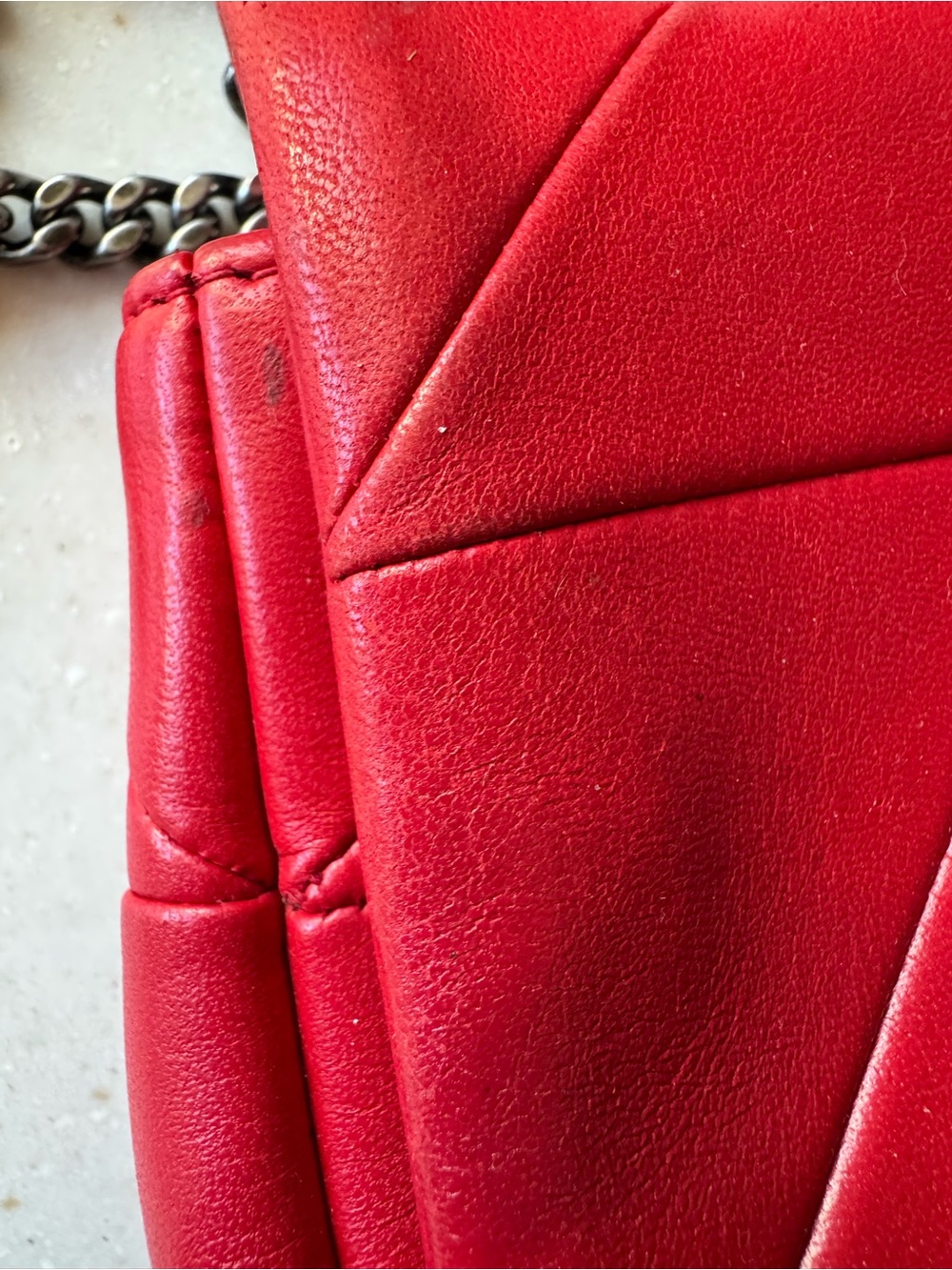 Saint Laurent Red Quilted Leather Chain Shoulder Bag - Picture 4 of 10